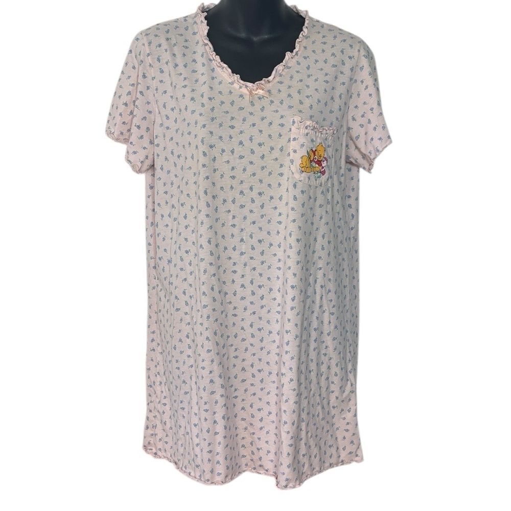 Vintage women’s large Winnie the Pooh 90s nightgown floral ruffle cotton